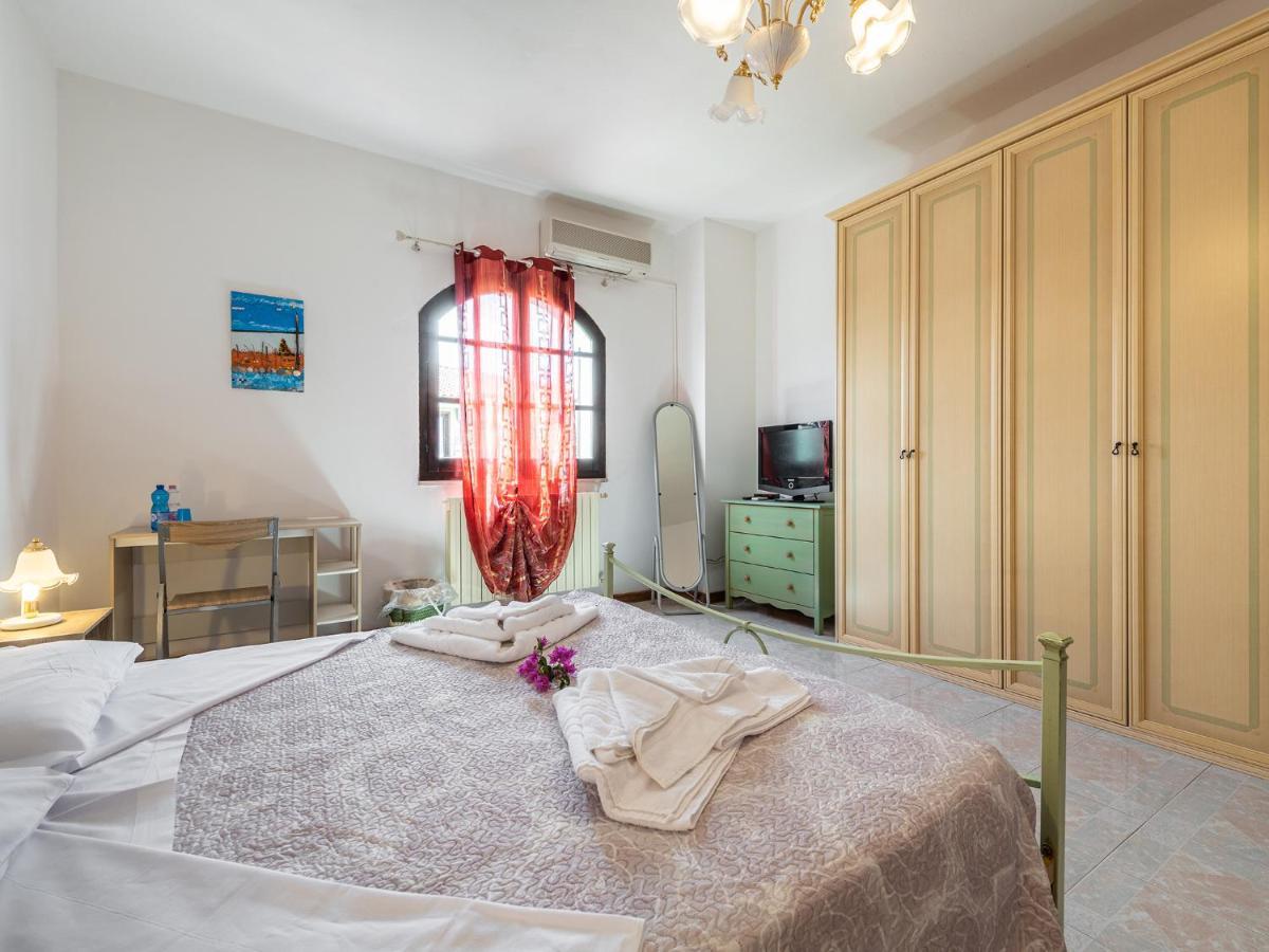 Il Giardino Dell'Arte Bed & Breakfast Capoterra Luaran gambar